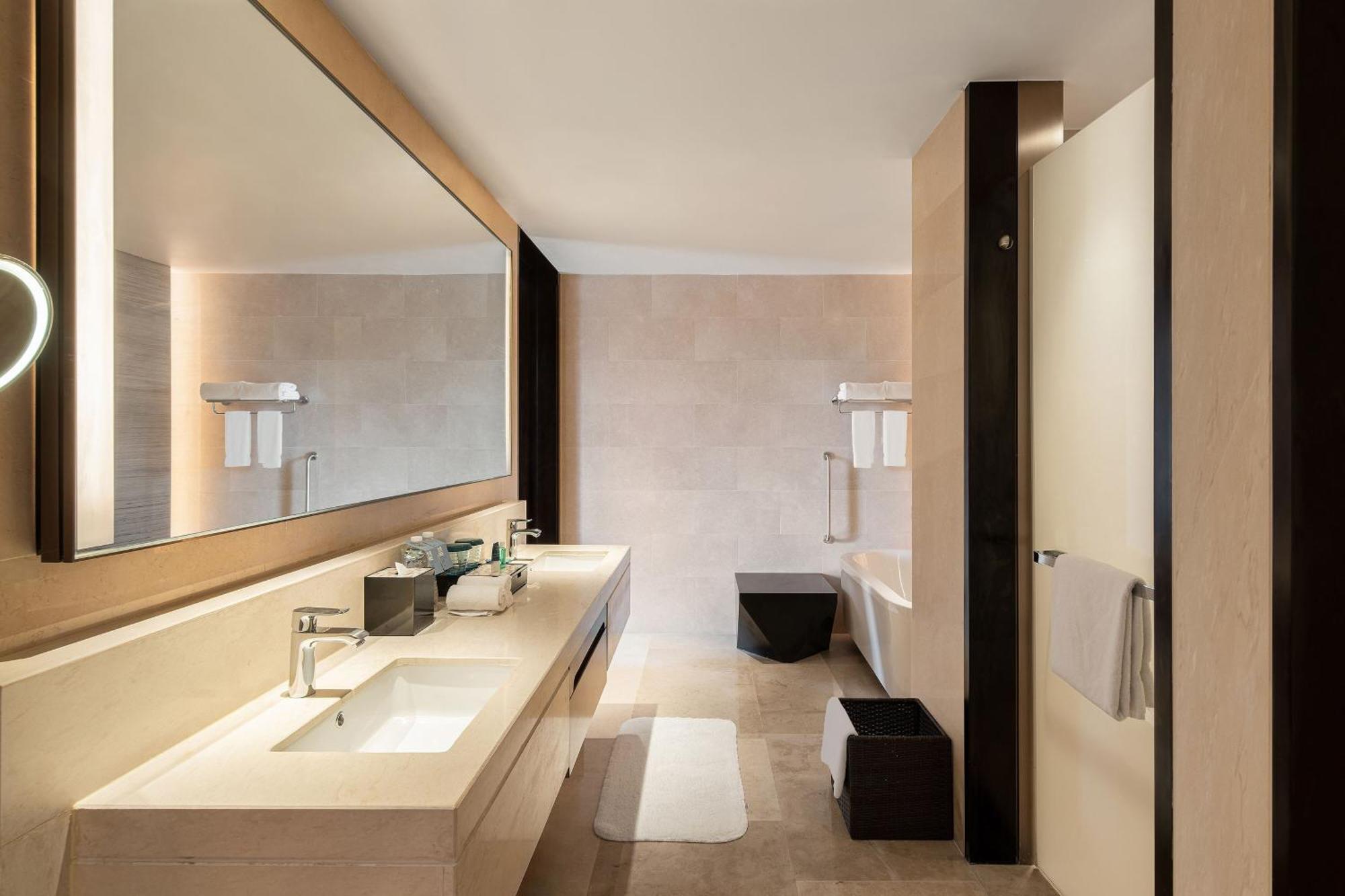 Four Points By Sheraton Chengdu, Anren Экстерьер фото
